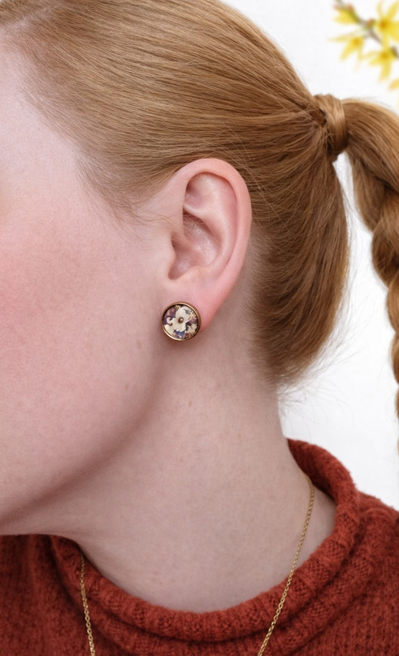 Ohrstecker "Blütenzauber - Zeitlos" Edelstahl goldfarben