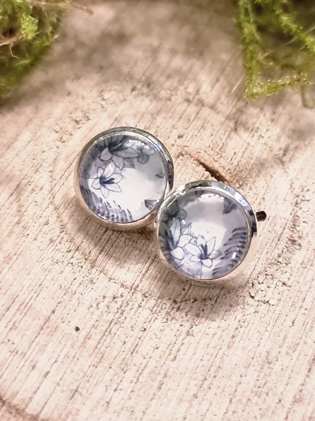 Silberfarbene Blumen-Stecker